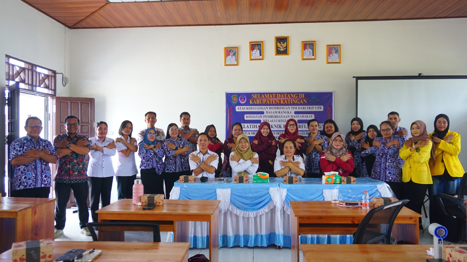 Dosen BK UPR Laksanakan Pengabdian kepada Masyarakat Panduan Praktis Teknik Butterfly Hug di Kabupaten Katingan