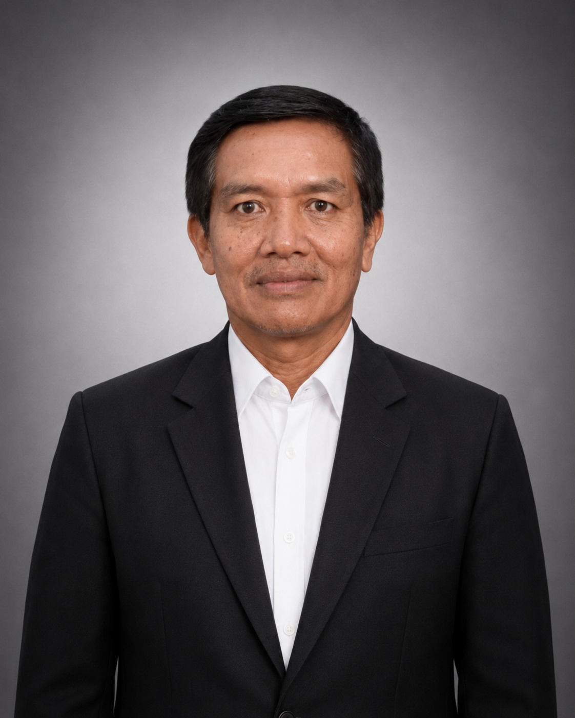 Foto DRS. ASTON PAKPAHAN, M.M.