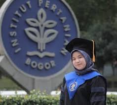 UTARI YOLLA SUNDARI, S.T.P., M.SI.